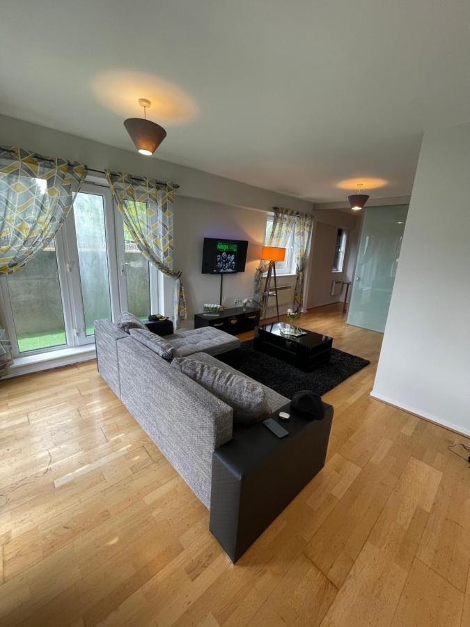 The Reflection Apartment , With River Thames View London Kültér fotó